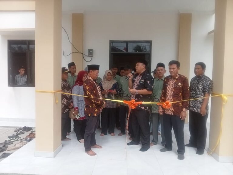 Peresmian Kantor Desa Sangiang Kec.Pamaryan Kab.Serang – Banten Peresmian Kantor Desa Sangiang Kec.Pamaryan Kab.Serang – Banten